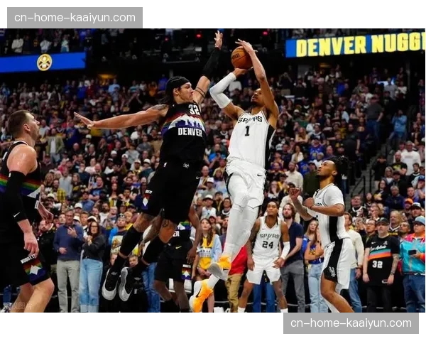 约基奇对阵马刺40分8板13助0失误，加时赛关键球制胜